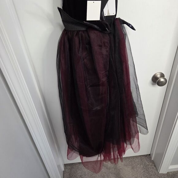 ROYAL VAMPIRE Dress Girls Child Costume LARGE (10/12)  Dracula Halloween - Picture 7 of 8